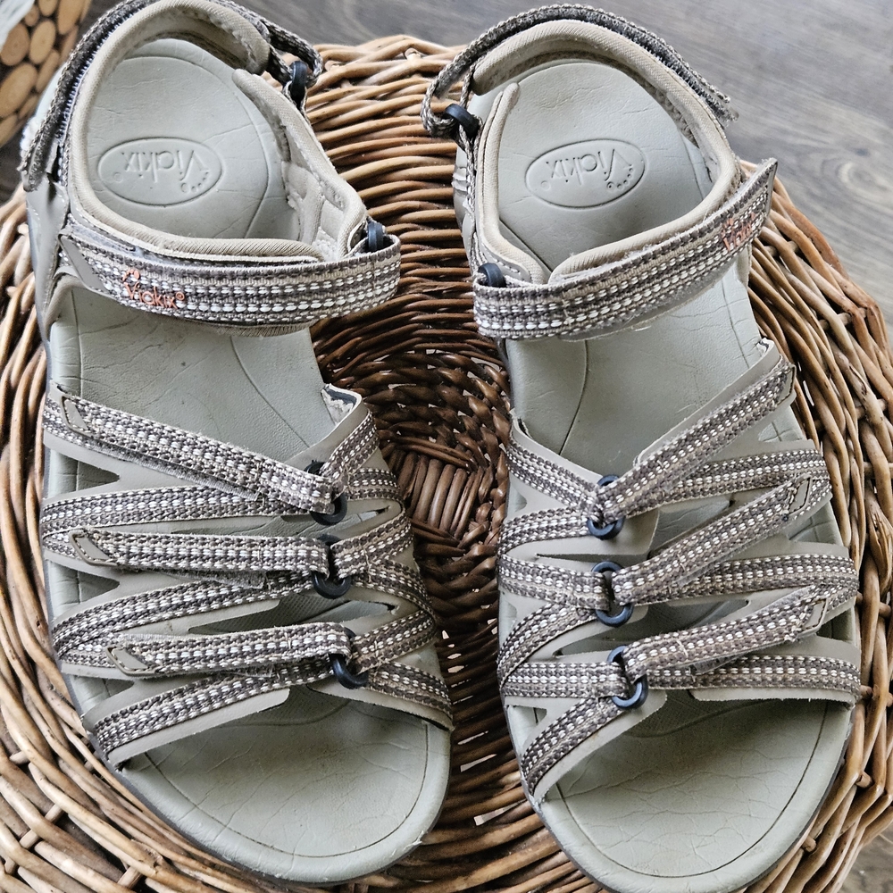 Viakix Taupe and Cream Woven Slip-On with Rose Gold Logo